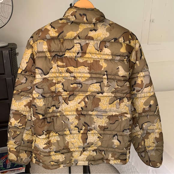 Kuiu Super Down Ultra Puffer Jacket Camo Men’s Large - Picture 3 of 13